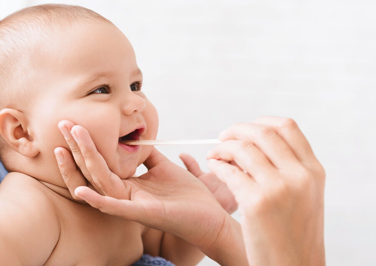 Cuidado Dental para Bebés: El Primer Diente y su Importancia 1 bbdiente