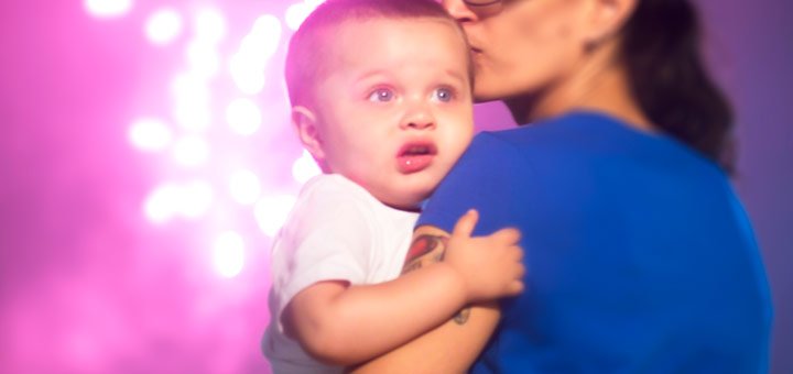 clinica internacional maternidad recien nacido fuegos artificiales oido